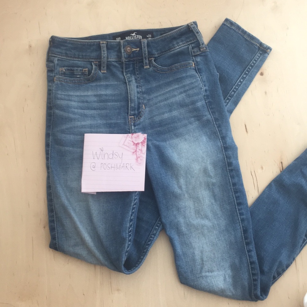 NWOT Hollister jeans